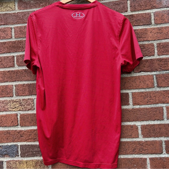 Under Armour Mens Heat Gear Compression Fitted Loose Shirt Red Stripe Size Small - Picture 2 of 6